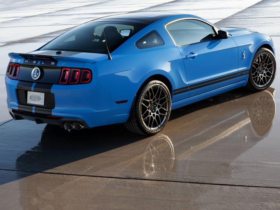  Shelby GT500 SVT 2012 года  (фото 29 из 31)